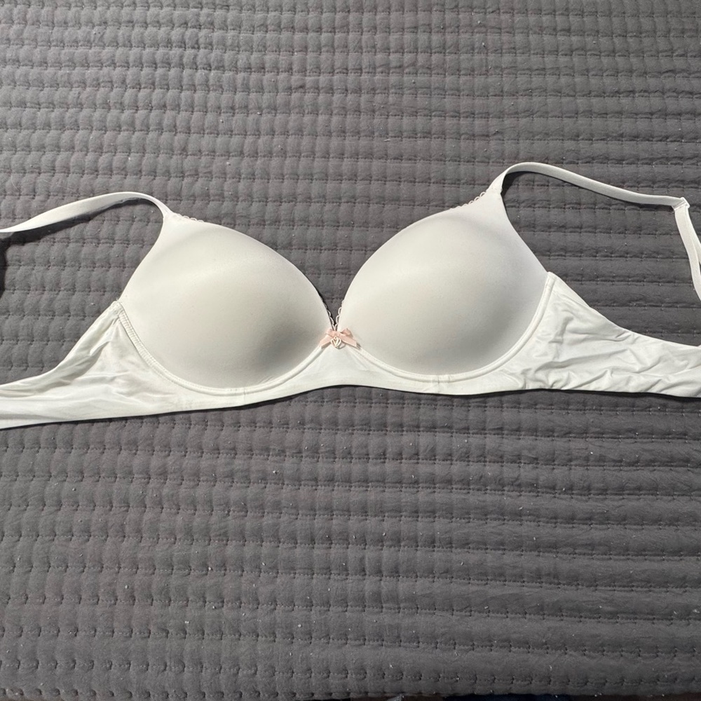 Victoria's Secret White Wireless Bra with Adjustable Straps